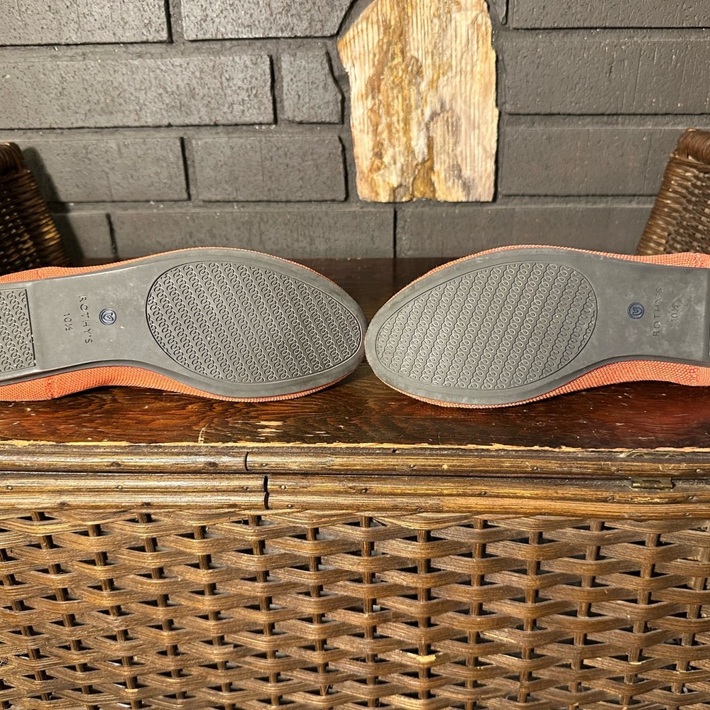 Rothy’s ballet flat in orange - Picture 6 of 6